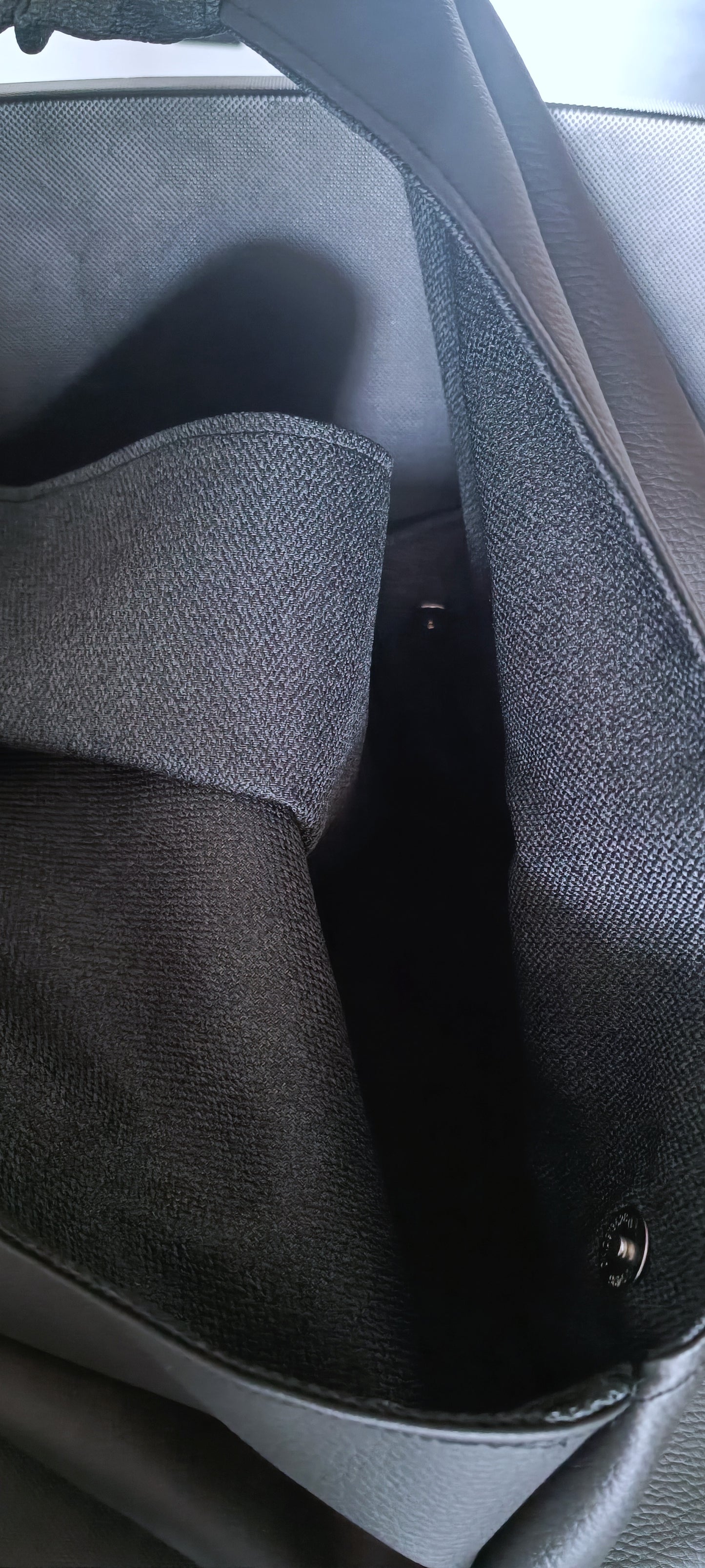Borsa origami in pelle sintetica nera