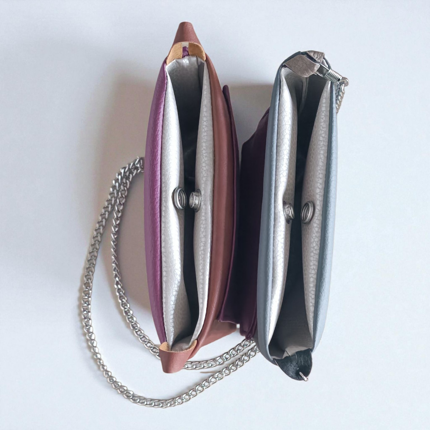 Micro bag grigia in pelle sintetica