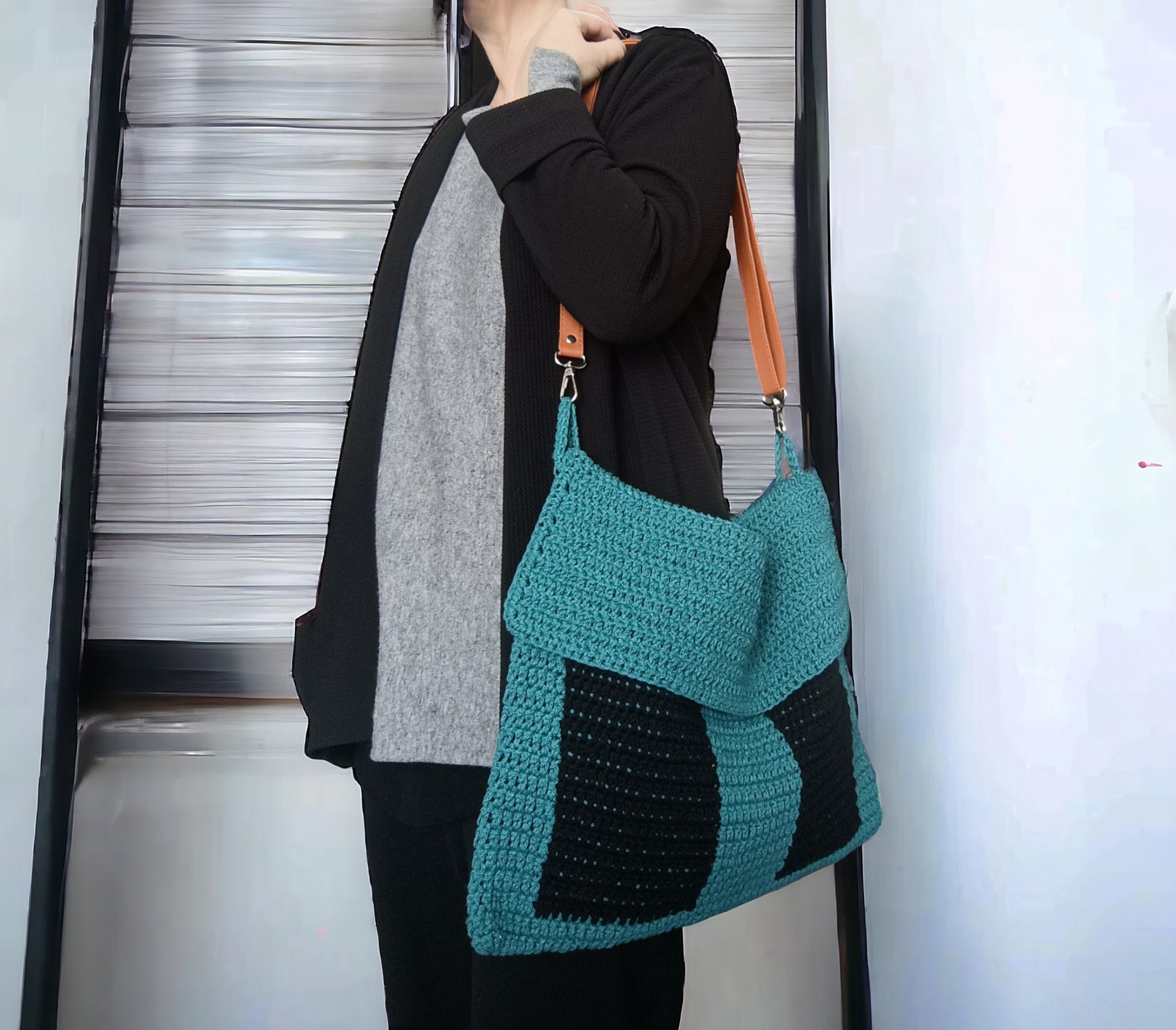 Borsa da spalla e tracolla all' uncinetto - Quattroequarantotto