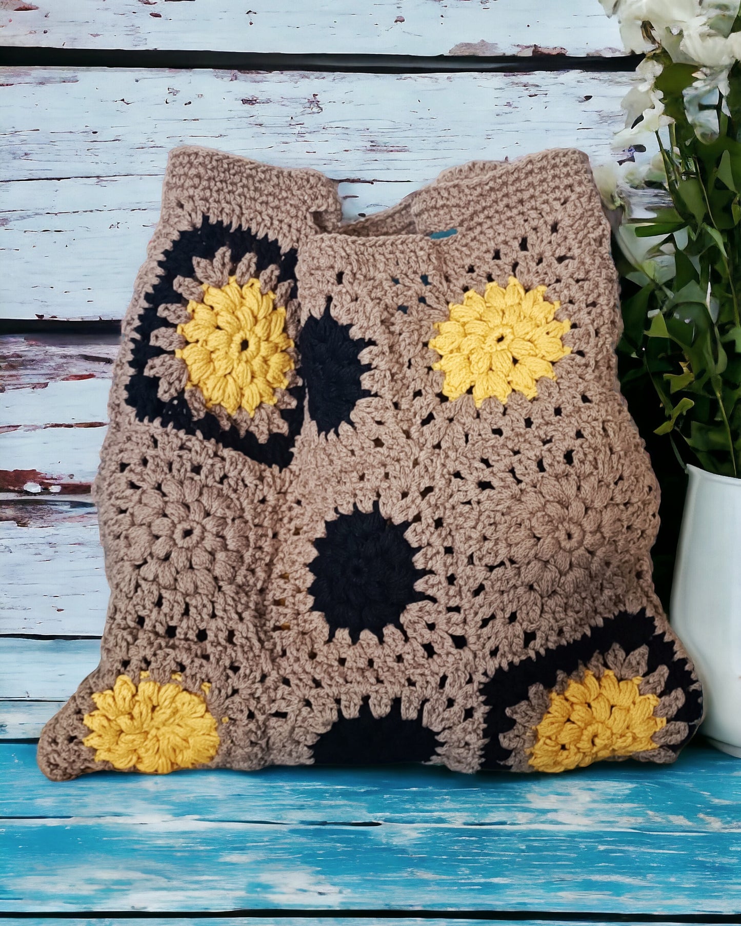Borsa estiva all'uncinetto in stile granny