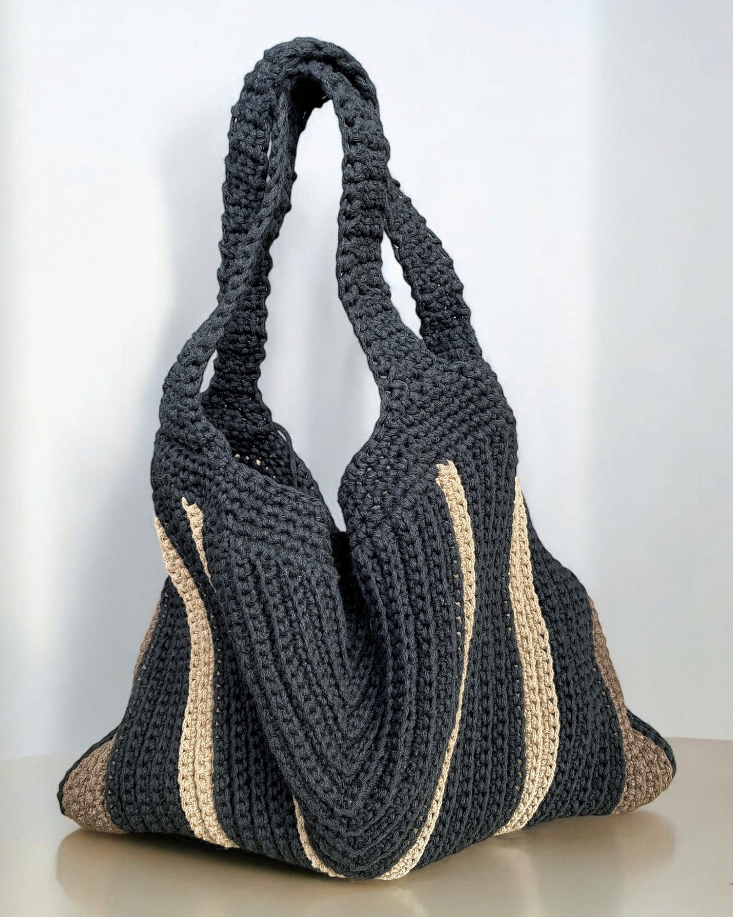 Borsa da spalla all'uncinetto