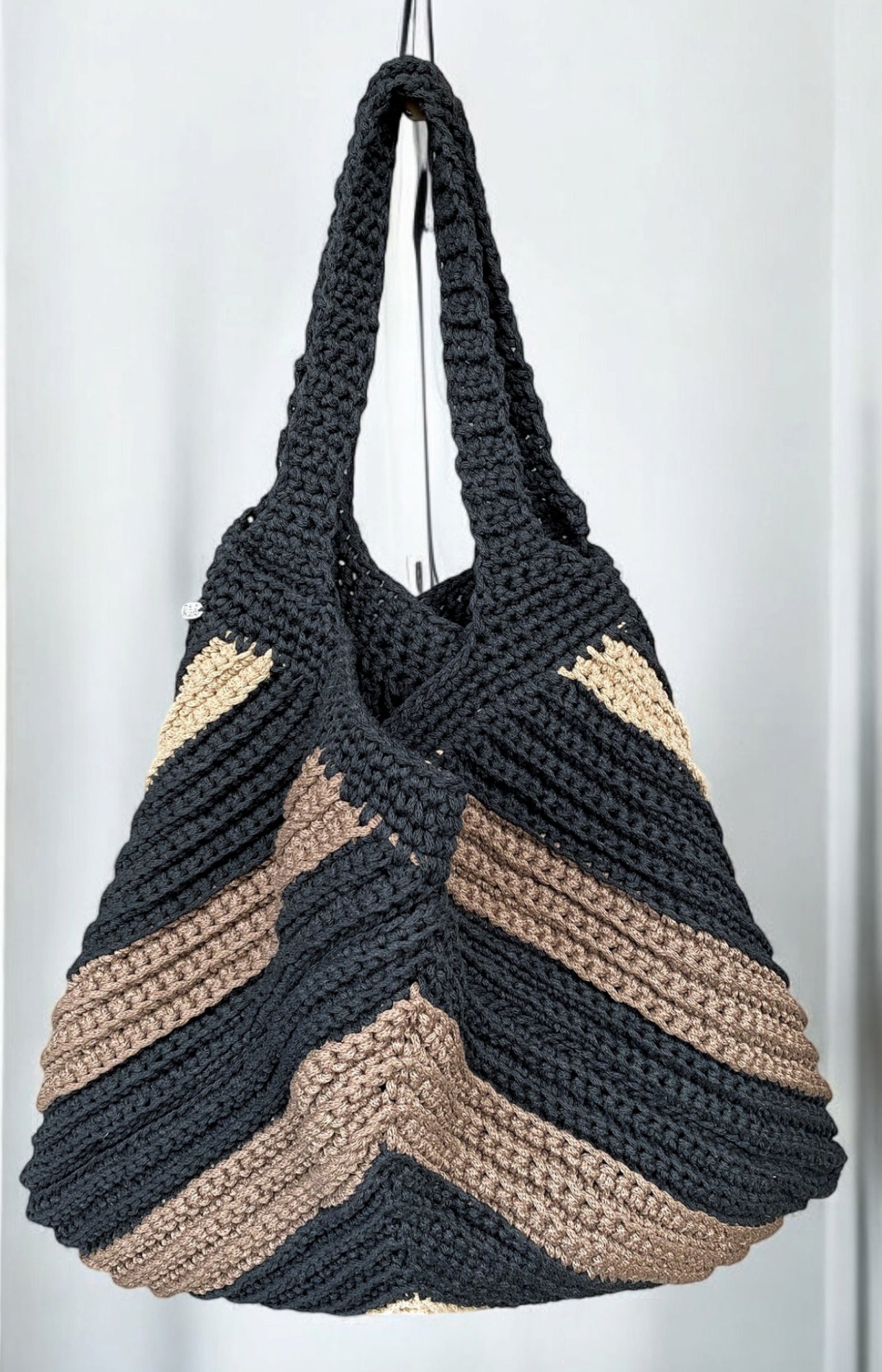 Borsa da spalla all'uncinetto