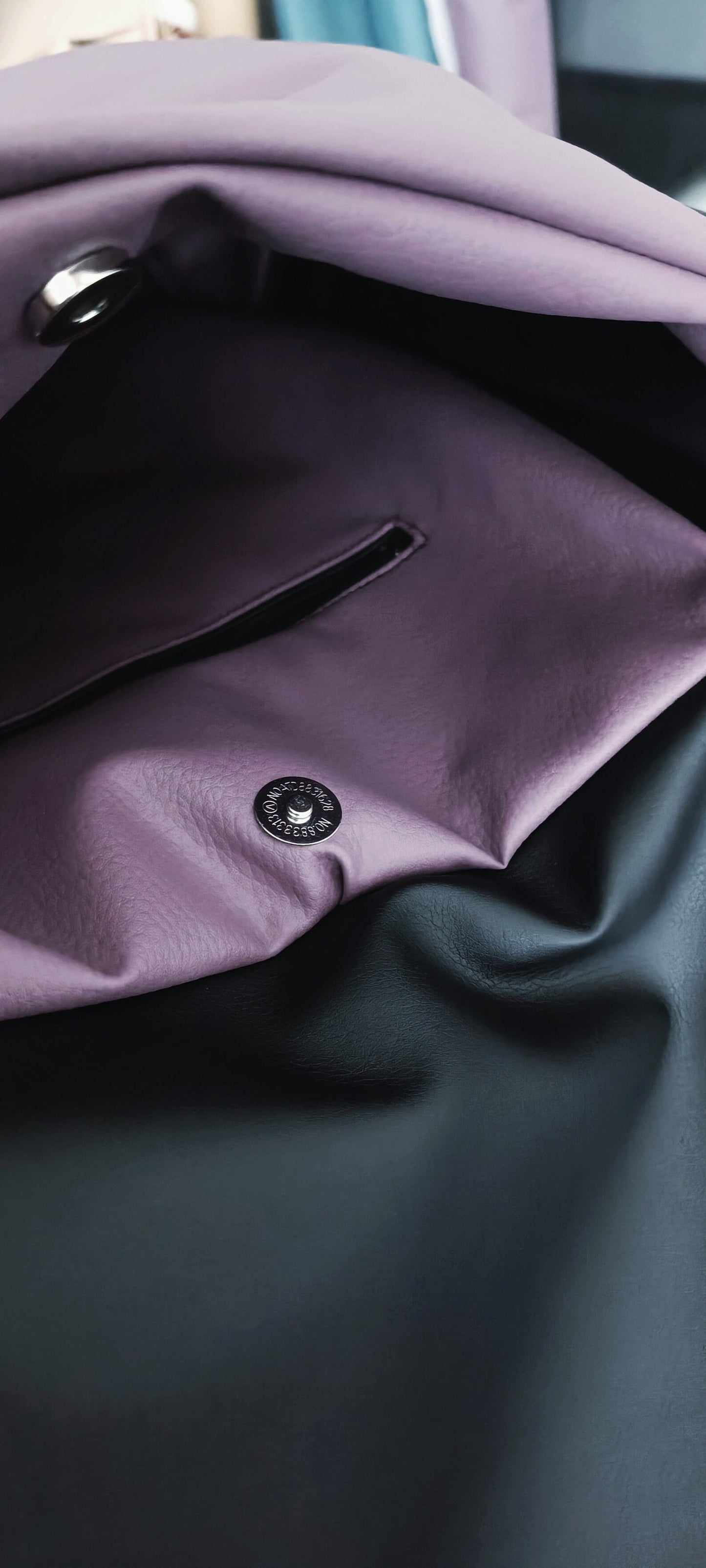 Borsa zaino in pelle sintetica, borse convertibili, zaino donna, borse fatte a mano, borse vegane, borse cruelty free, - Quattroequarantotto