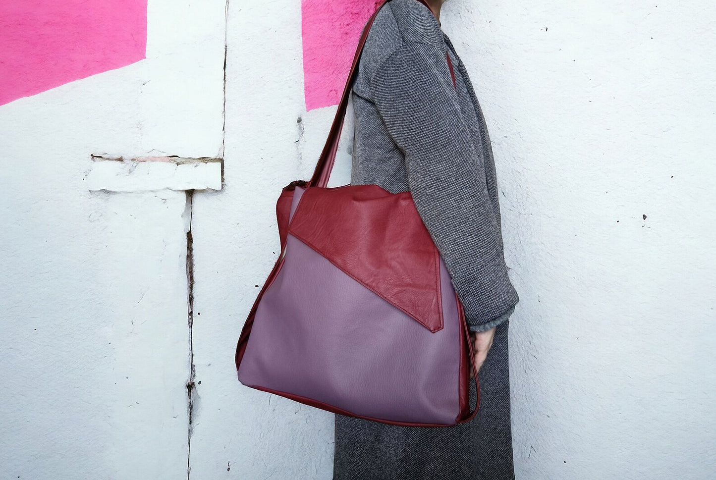 Borsa zaino in pelle sintetica, zaino donna vegano, borse convertibili, borse artigianali, zaino impermeabile, stile vegano, amore vegano. - Quattroequarantotto