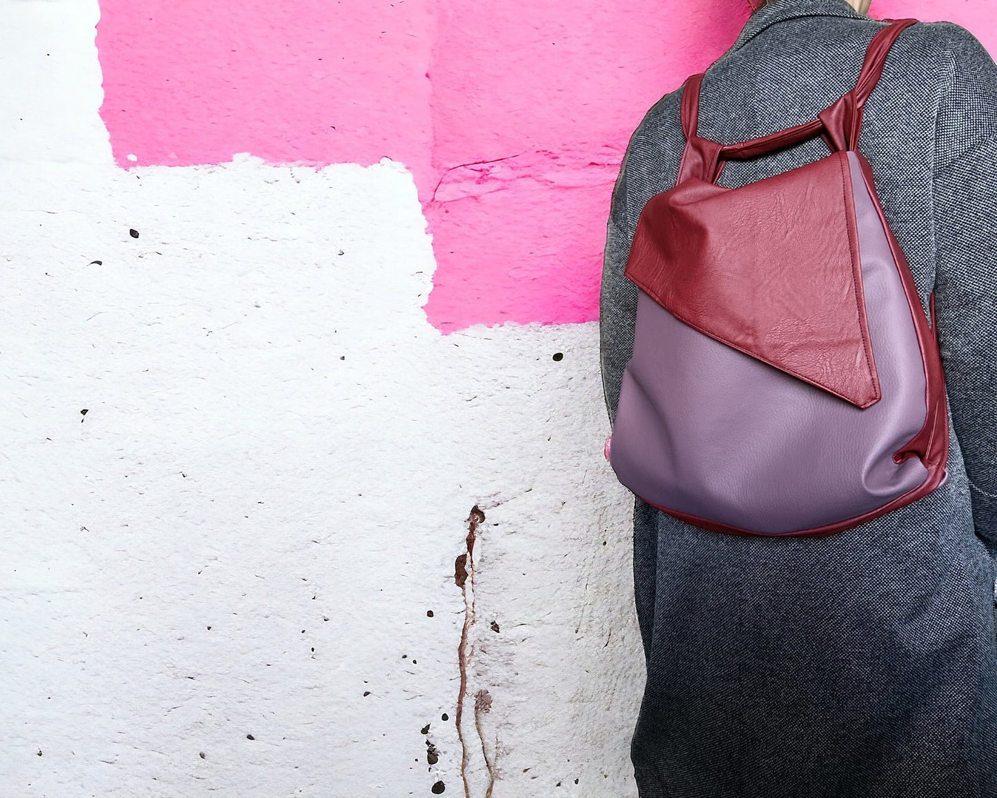 Borsa zaino in pelle sintetica, zaino donna vegano, borse convertibili, borse artigianali, zaino impermeabile, stile vegano, amore vegano. - Quattroequarantotto
