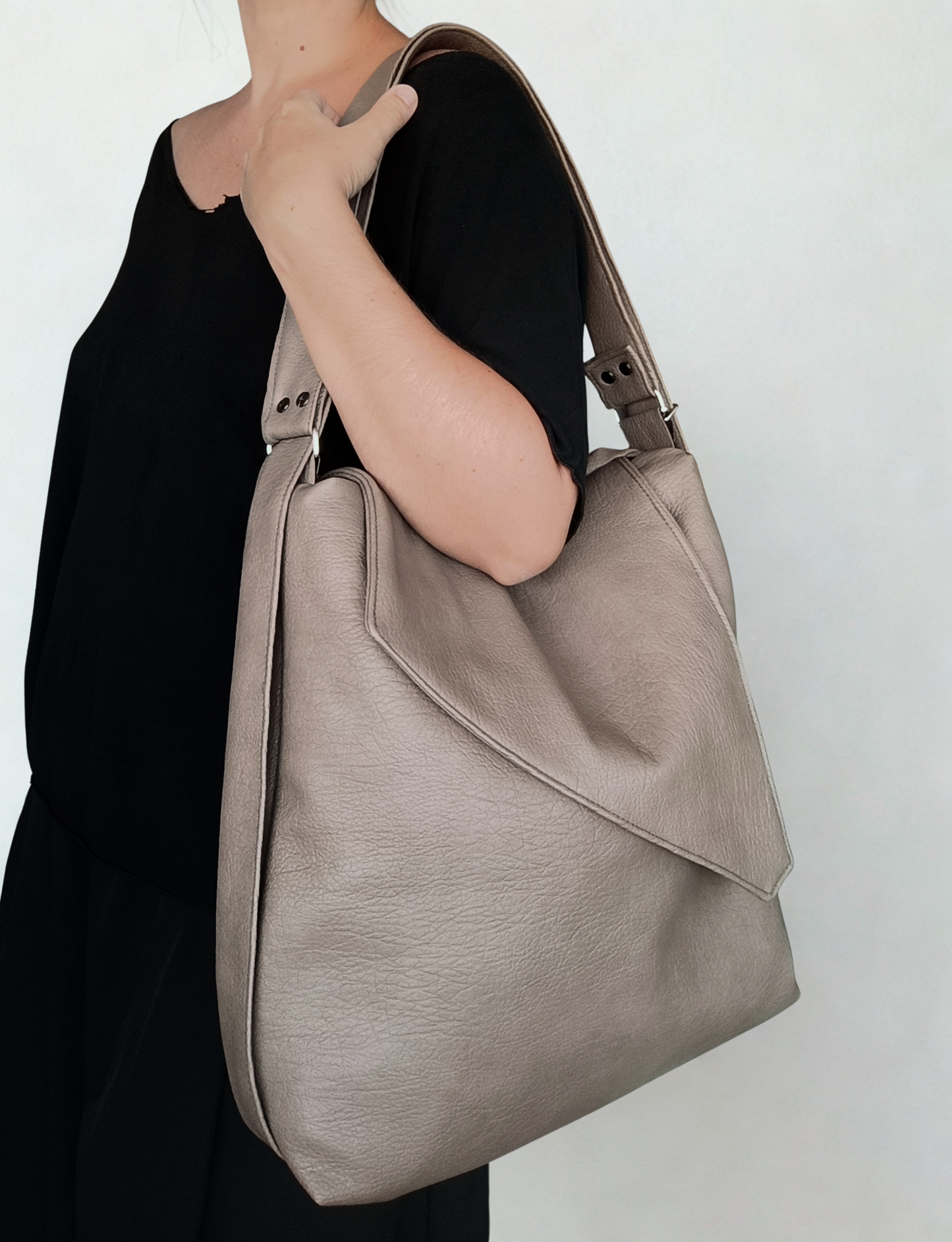Borsa zaino in pelle sintetica