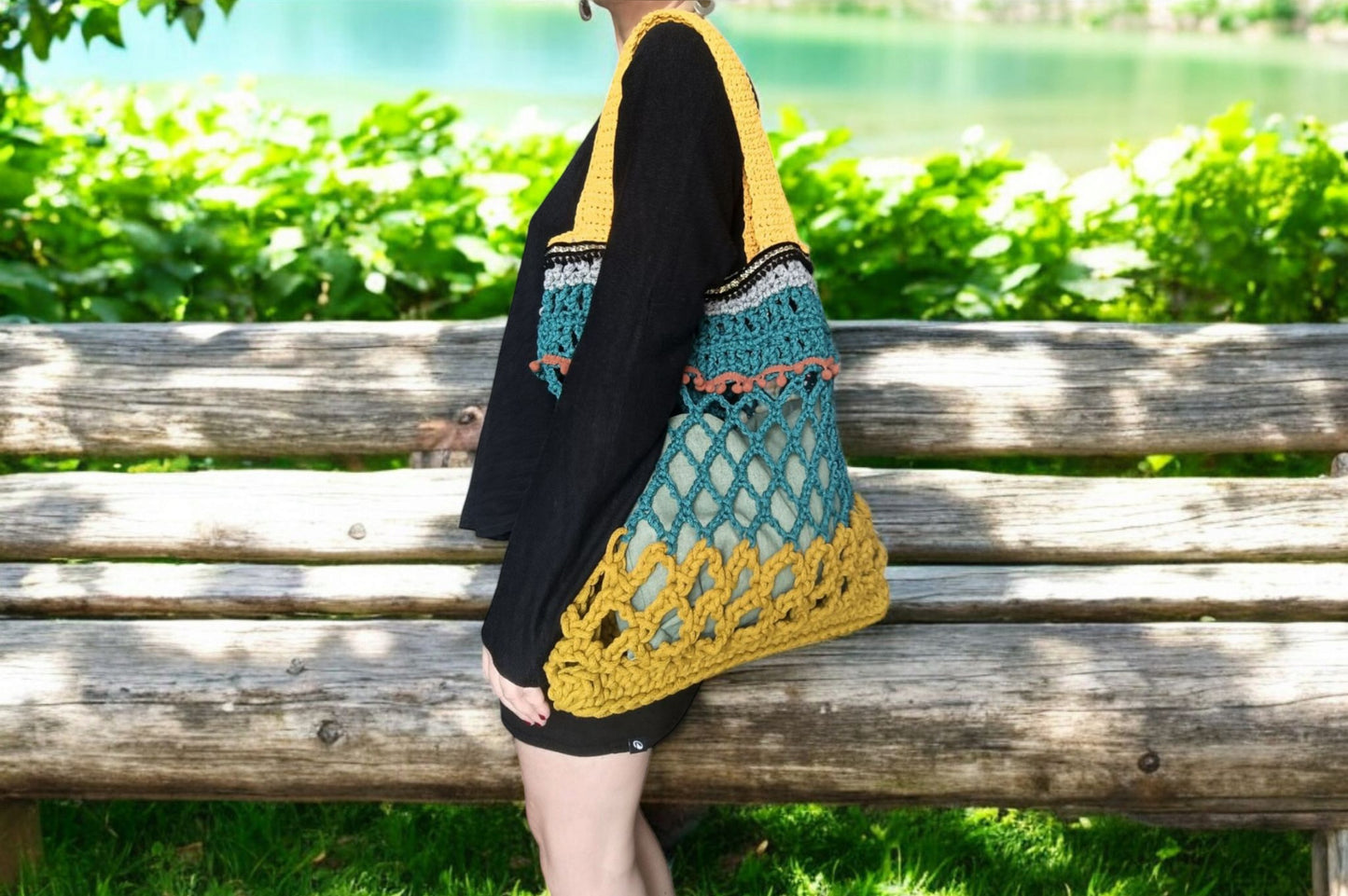 Borsa boho e hippie all'uncinetto