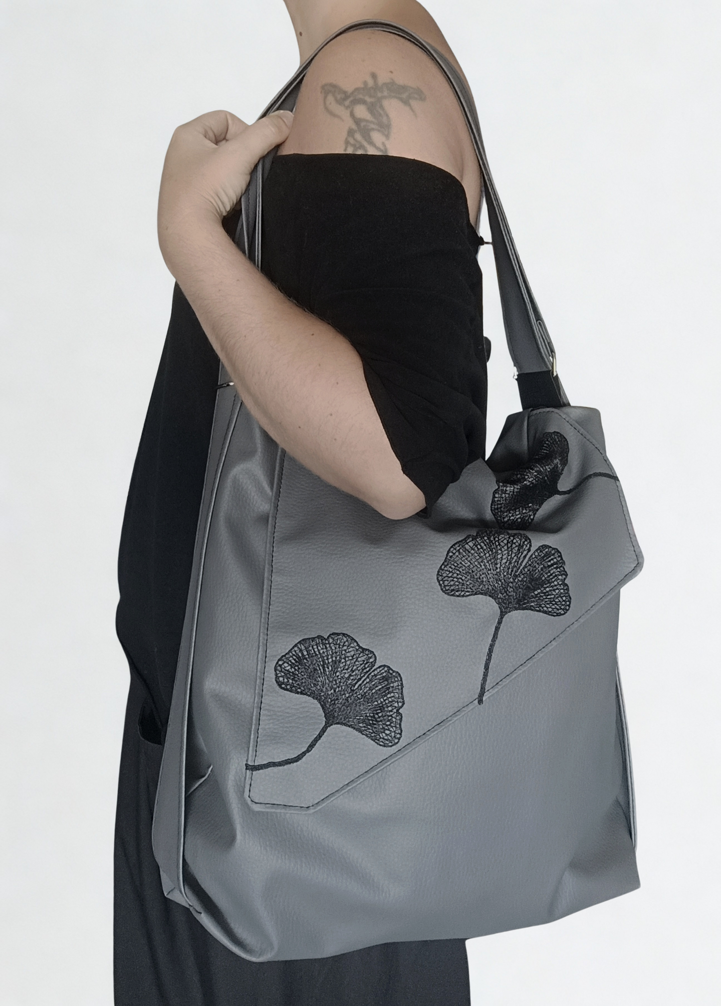 Borsa zaino in pelle sintetica