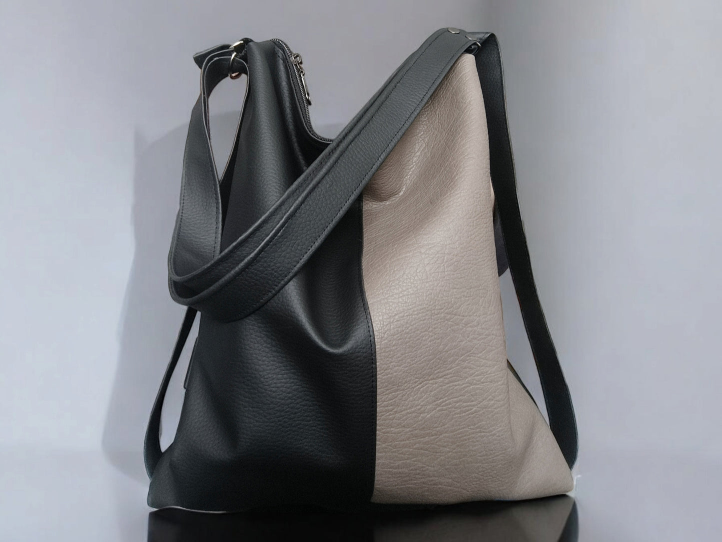 Borsa zaino in pelle sintetica