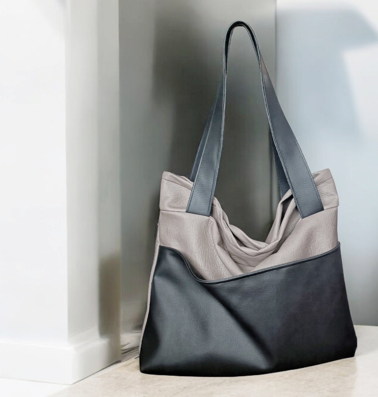 Maxi bag in pelle sintetica