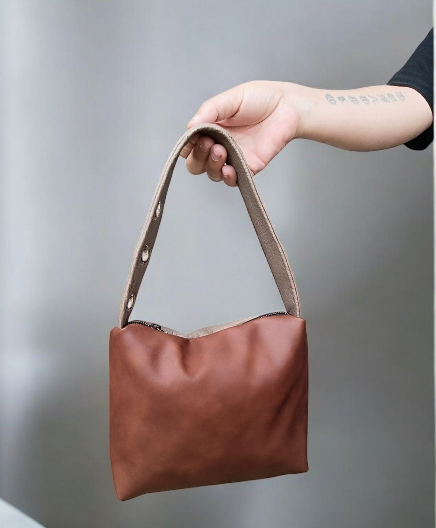 Mini bag in pelle sintetica