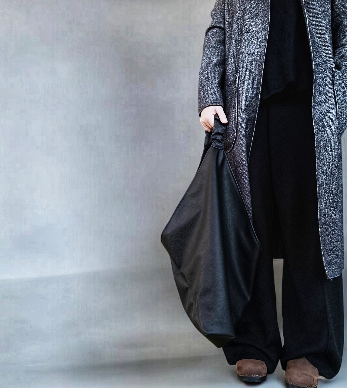 Borsa origami in pelle sintetica nera