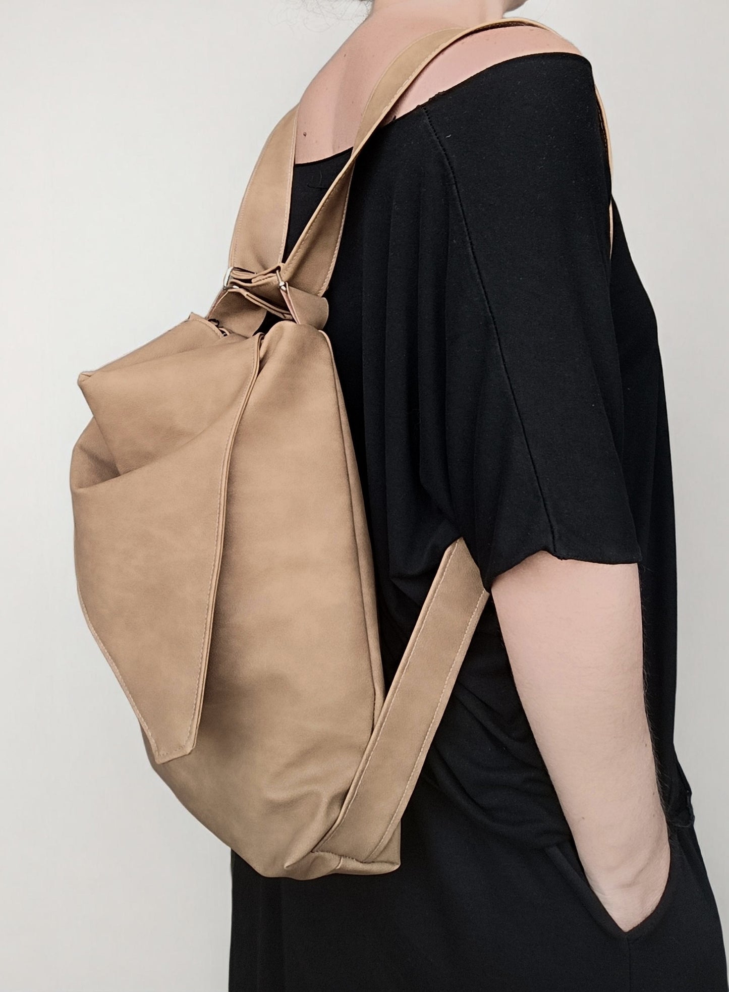 Utility bag in pelle sintetica