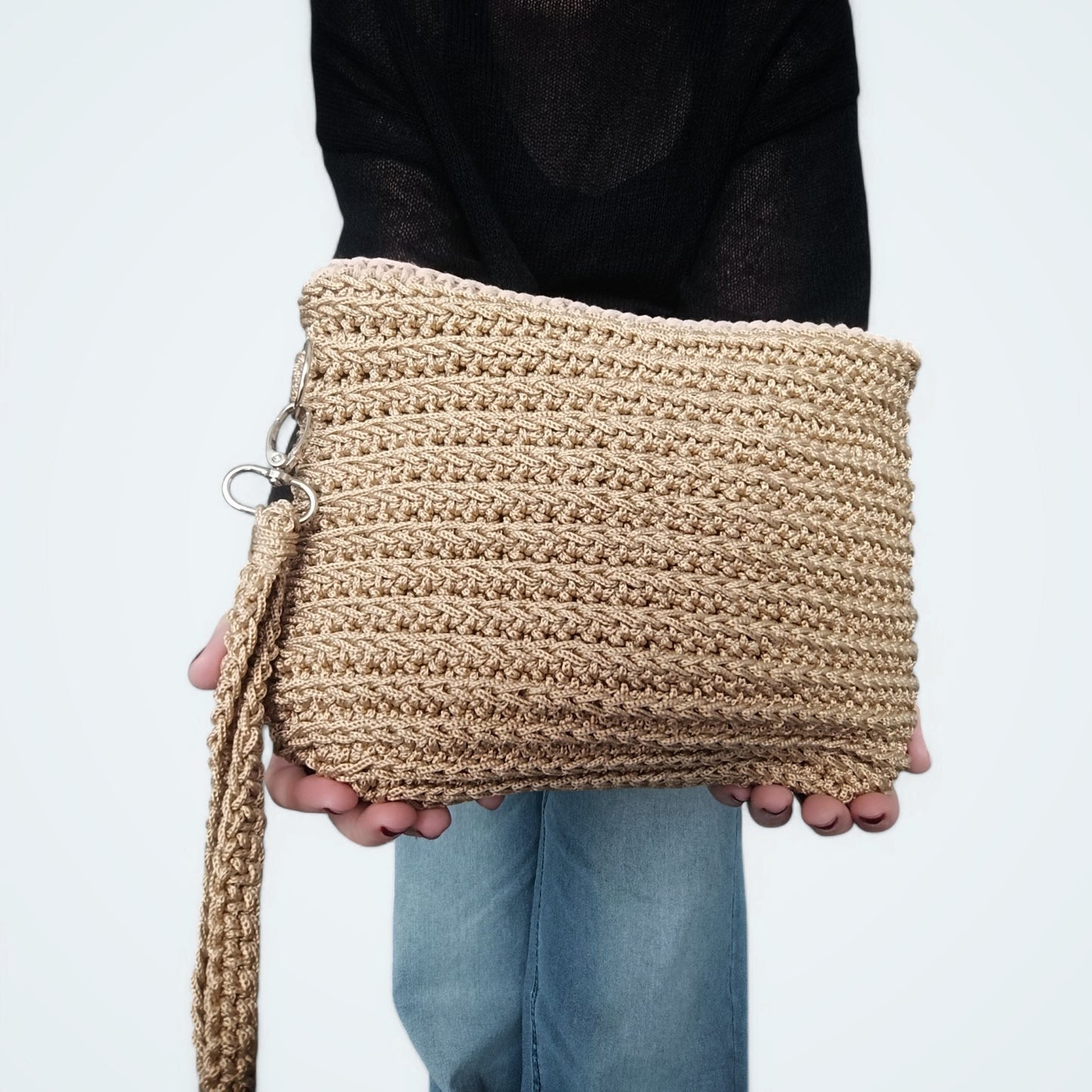 Pochette estiva all'uncinetto