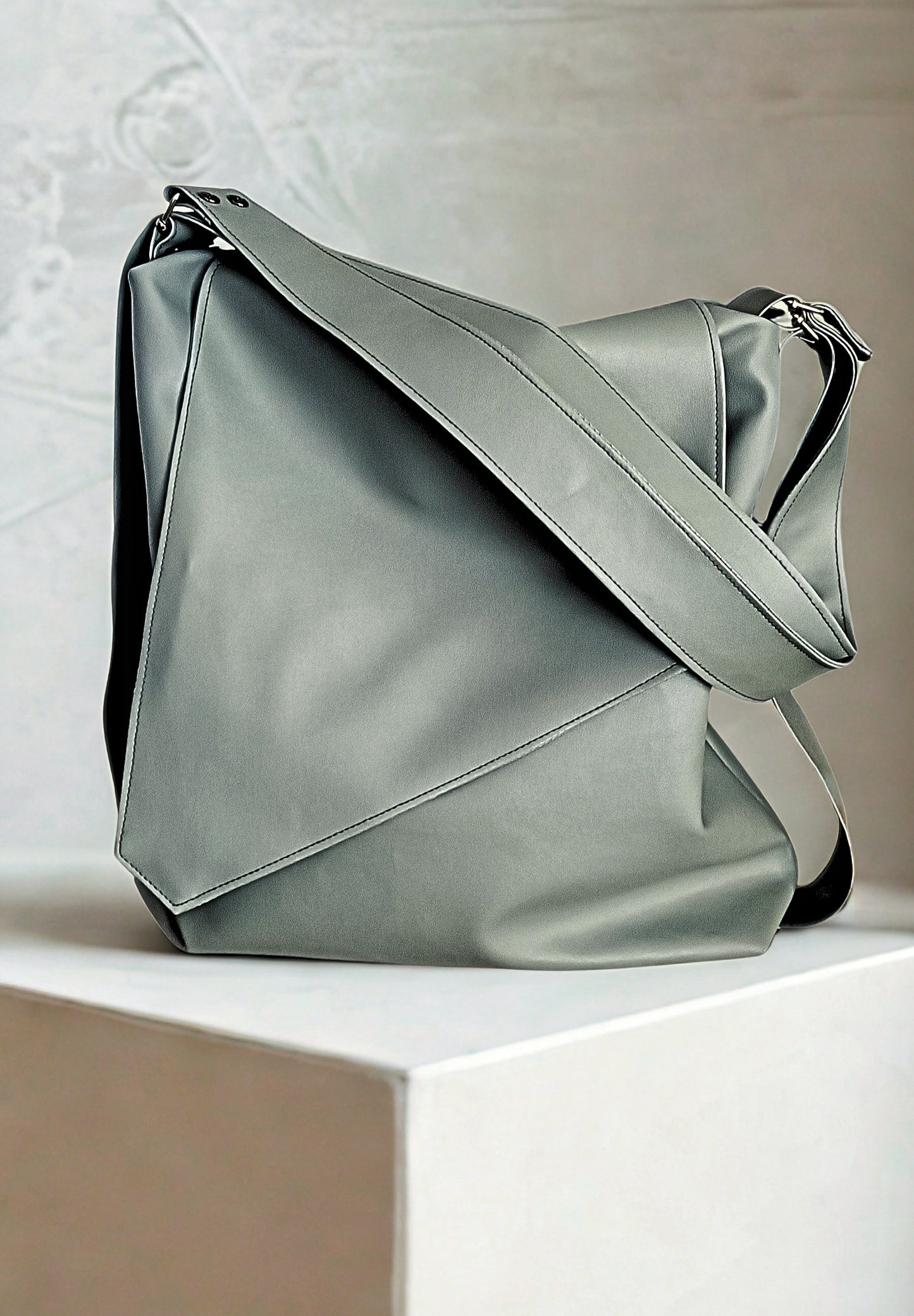 Borsa da spalla convertibile in zainetto