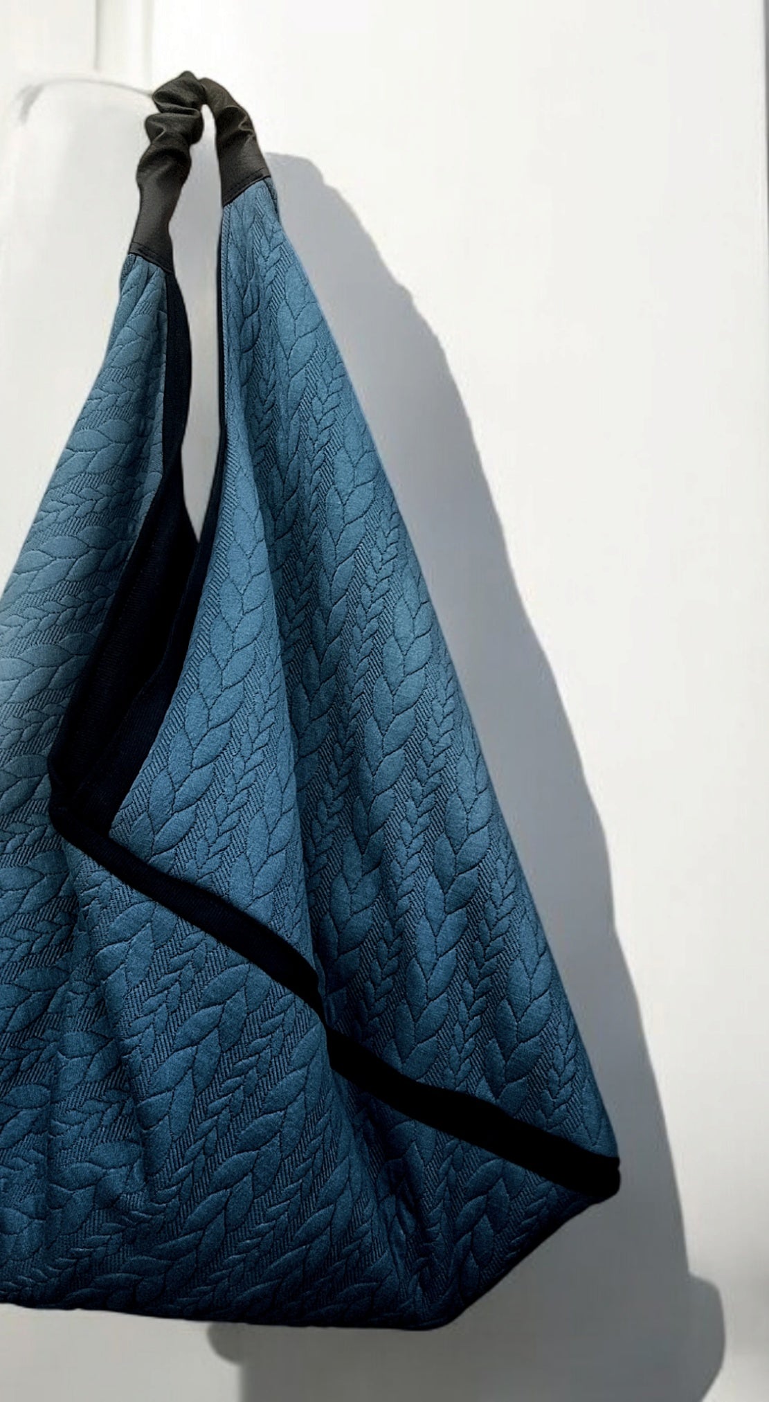 Borsa da spalla in stile origami in tessuto