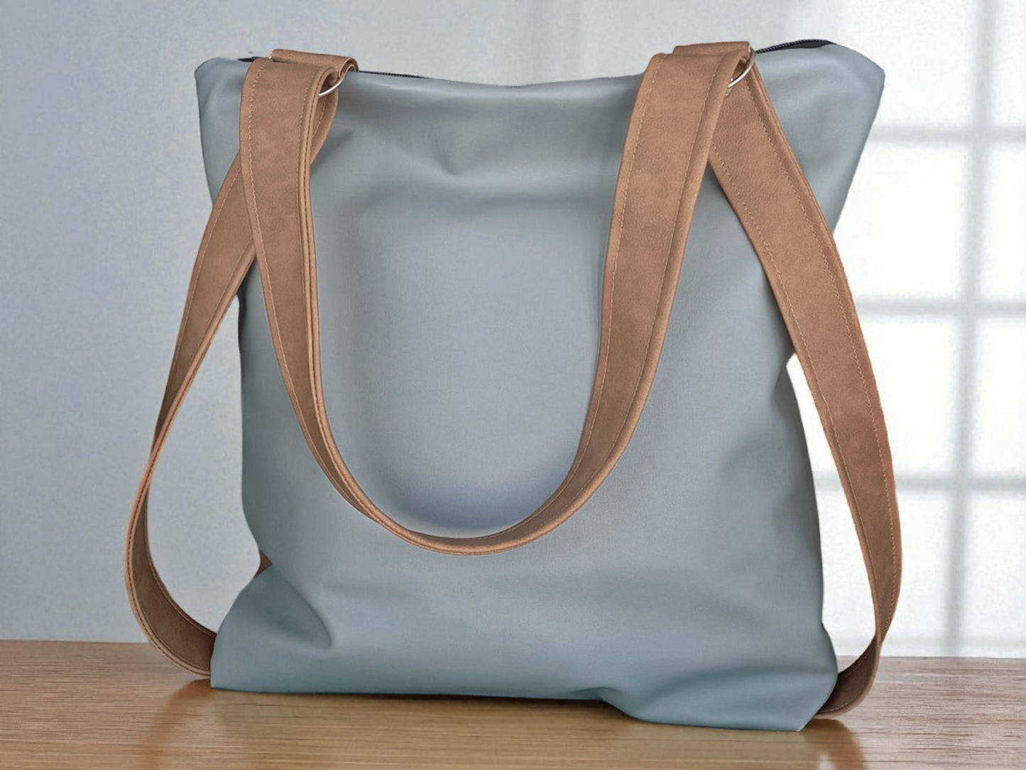 Tote backpack in pelle sintetica