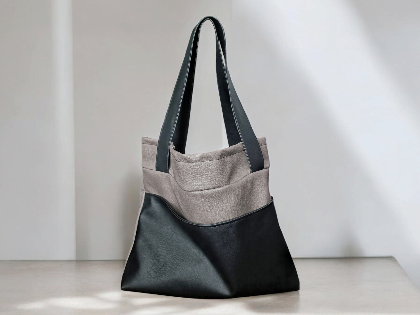Maxi bag in pelle sintetica