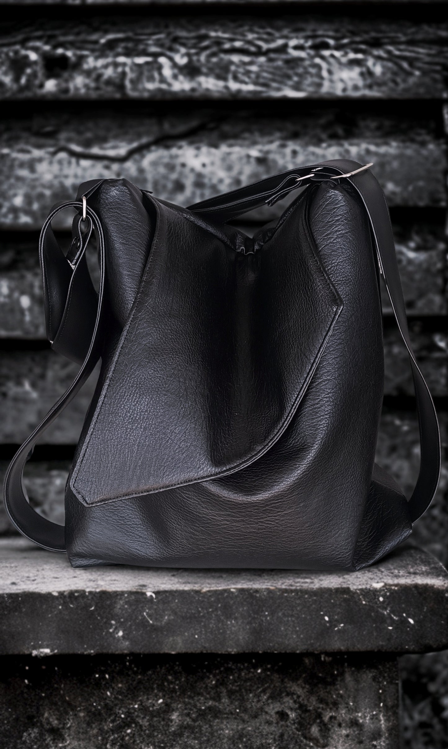 Borsa da spalla convertibile in zainetto
