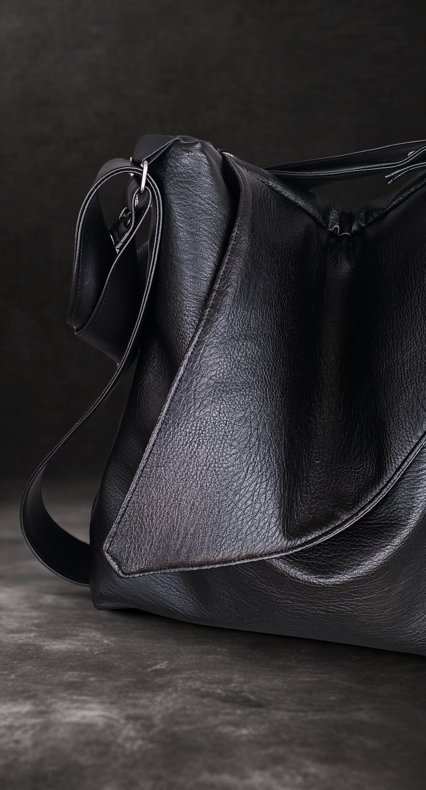 Borsa da spalla convertibile in zainetto