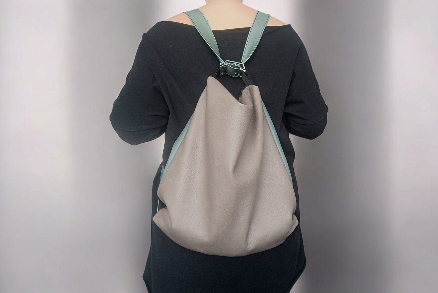Borsa convertibile in zainetto