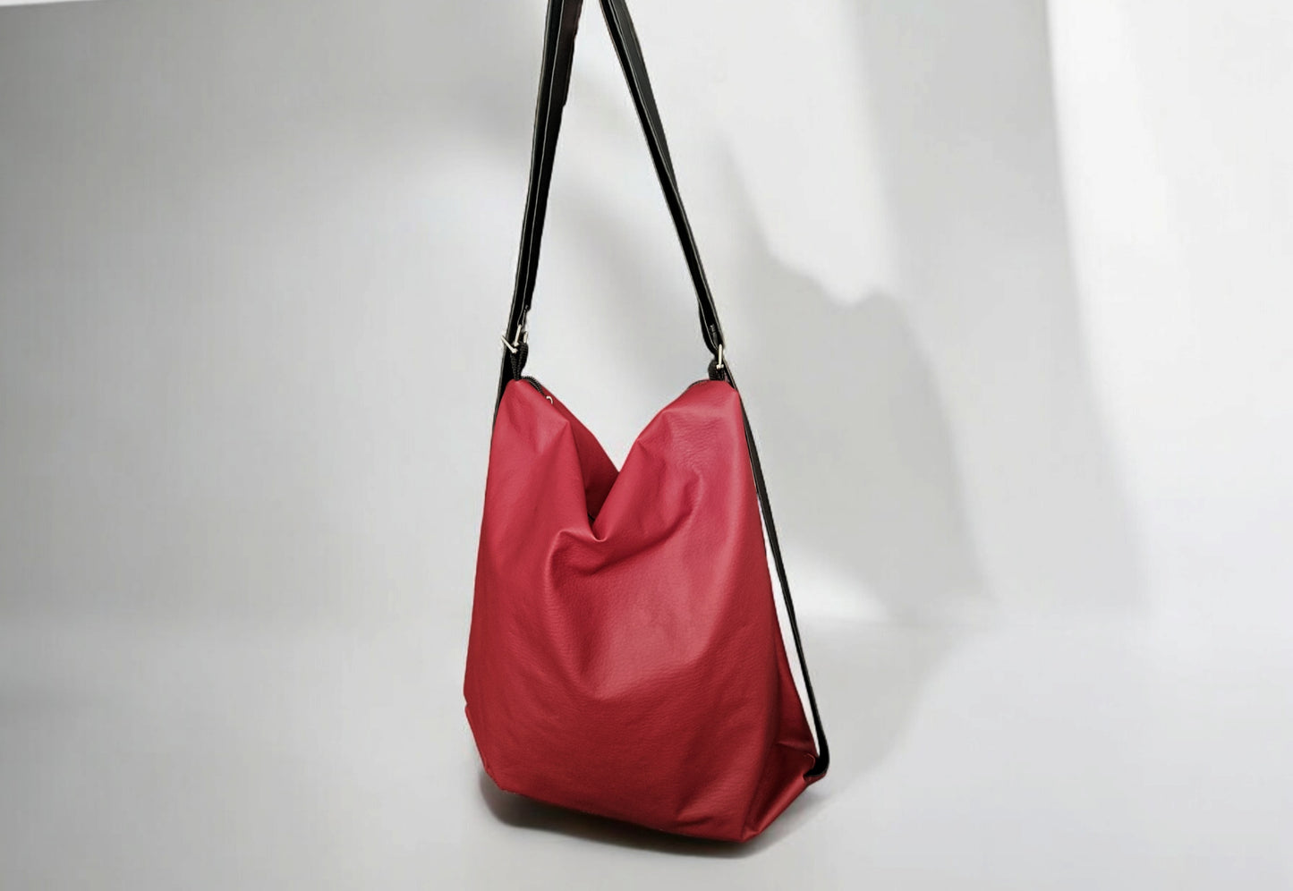 Borsa zaino in pelle sintetica rossa