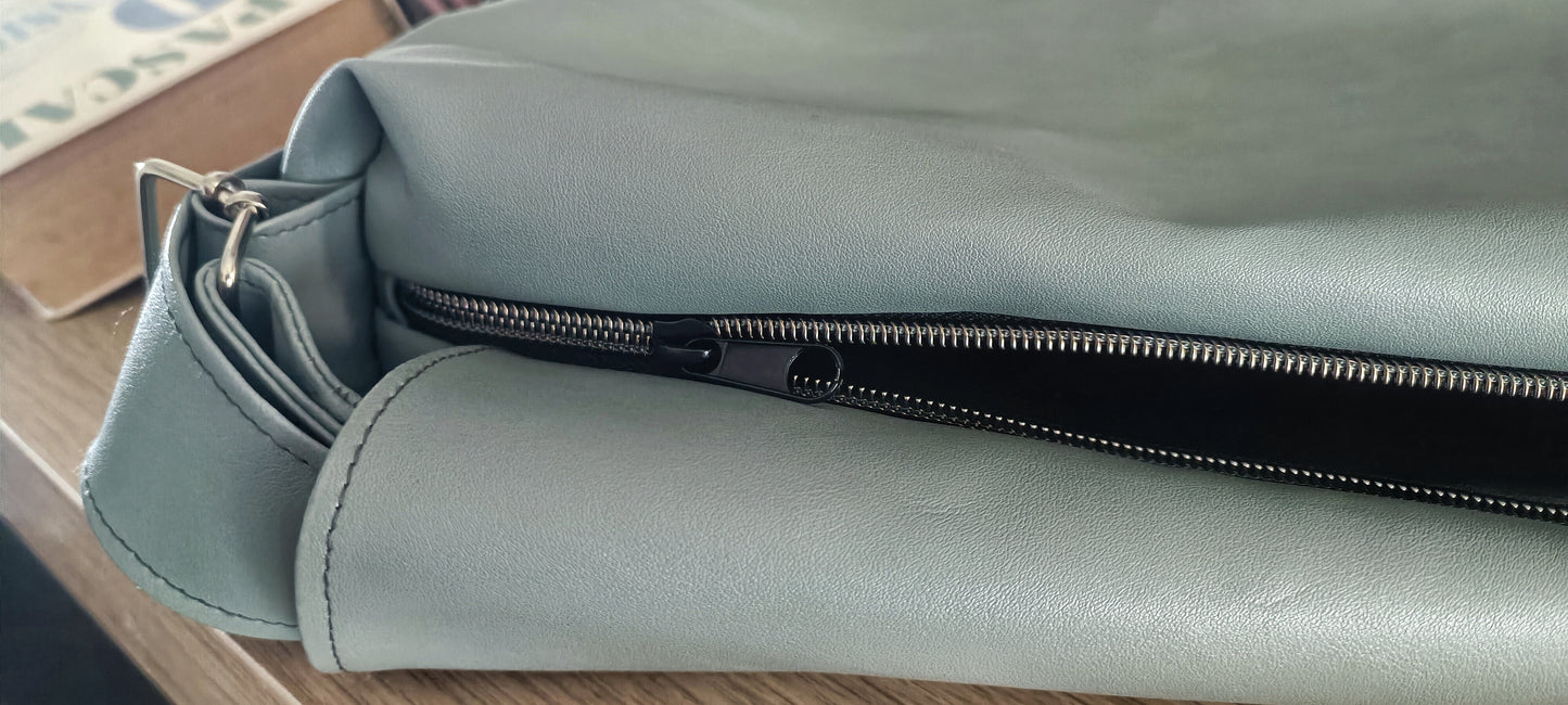 Borsa da spalla convertibile in zainetto