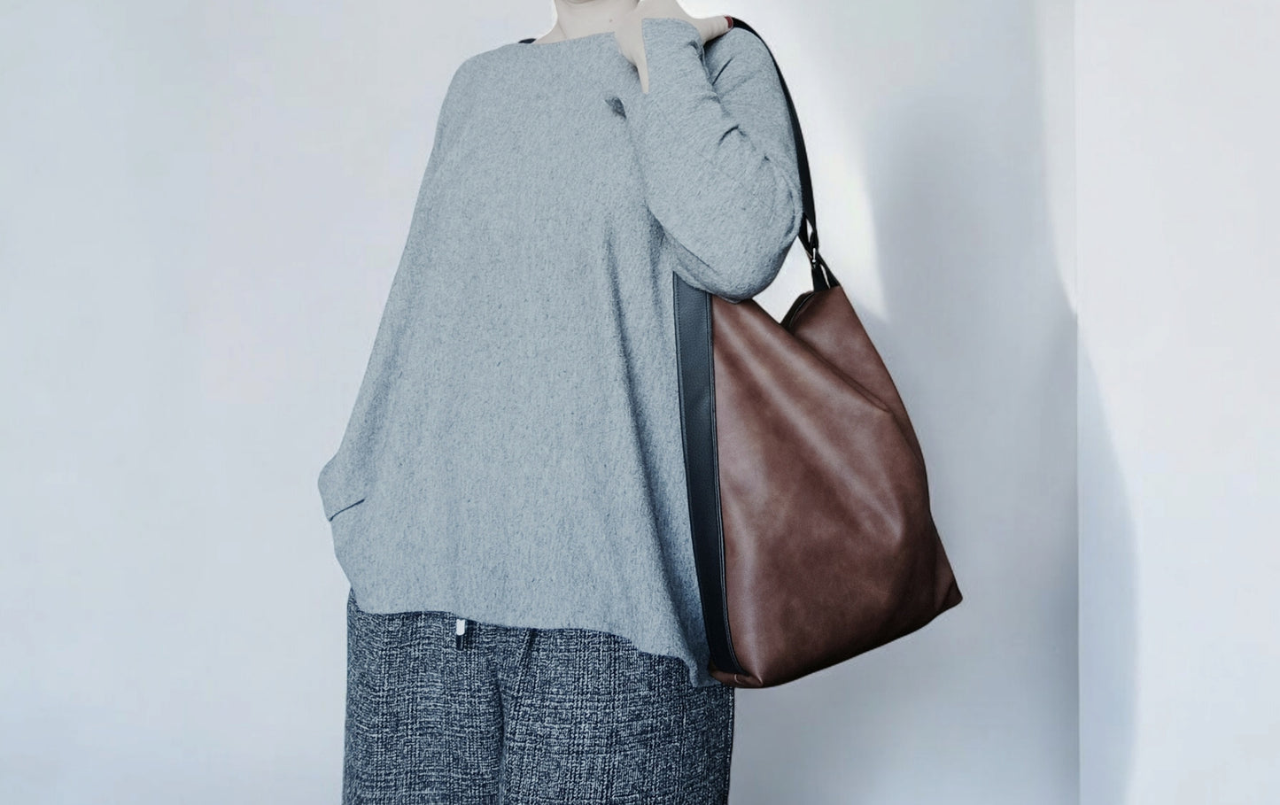 Zaino borsa in pelle sintetica color cuoio