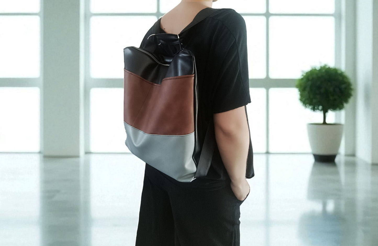 Borsa tote convertibile in zainetto
