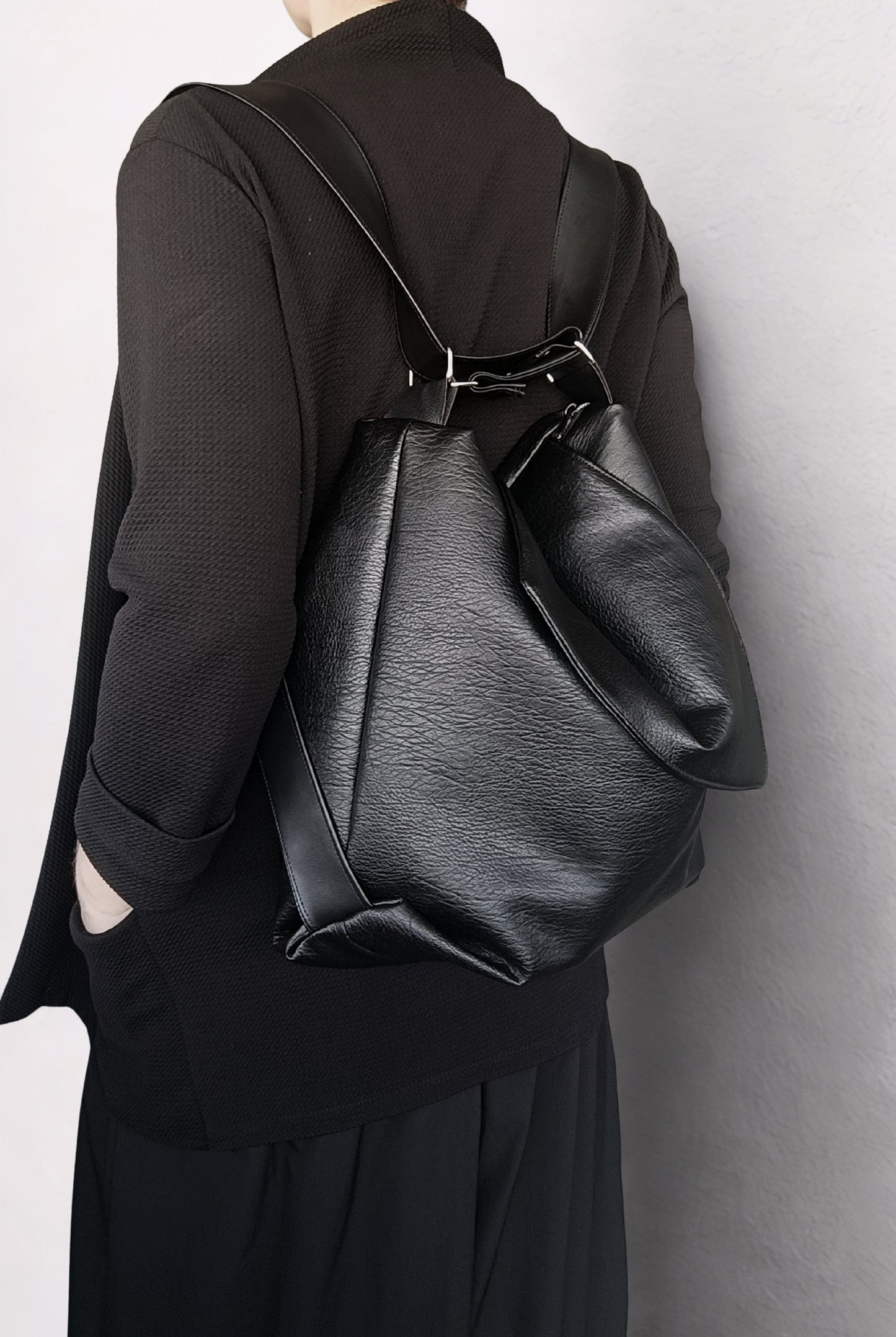 Borsa da spalla convertibile in zainetto