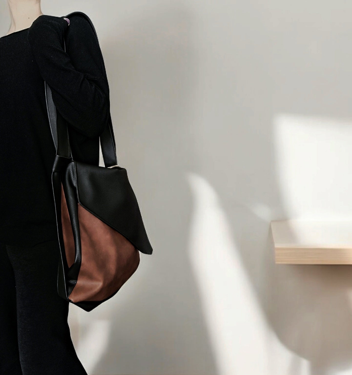 Borsa convertibile in zainetto in pelle sintetica