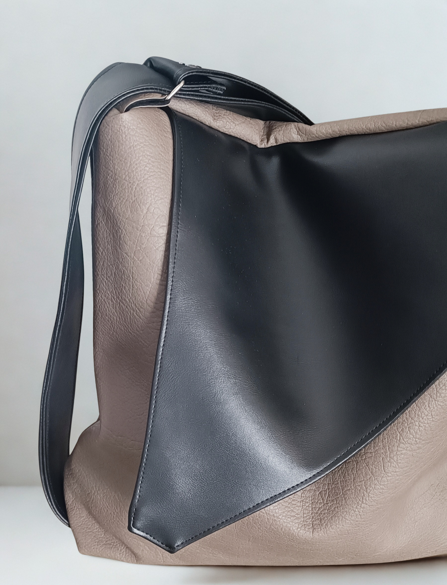 Borsa zaino donna in pelle sintetica