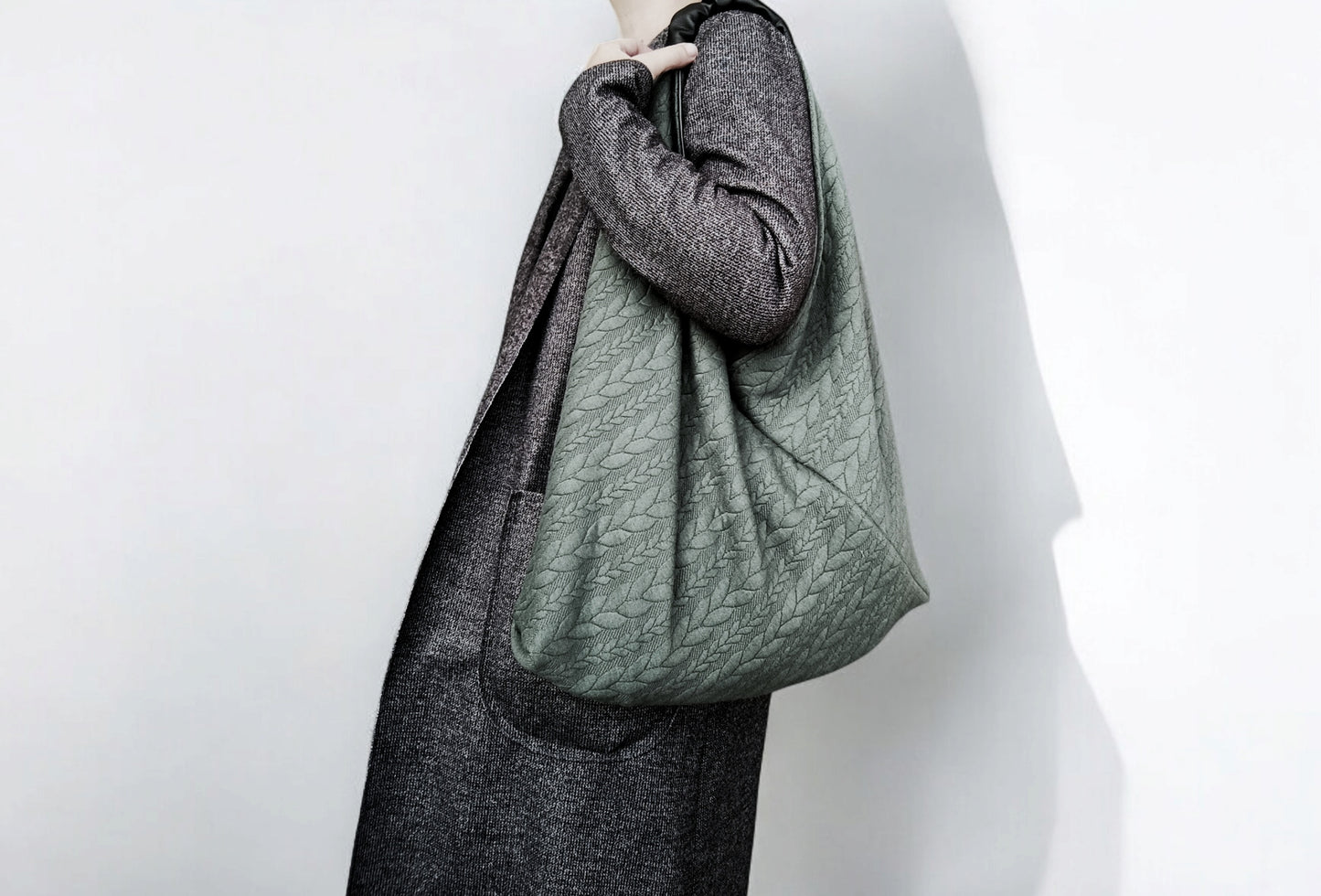 Borsa in stile origami in tessuto lanato