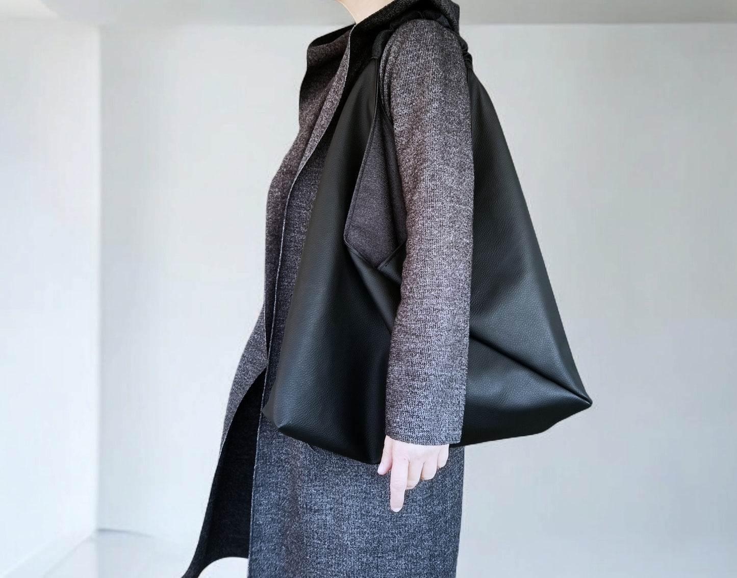 Borsa origami in pelle sintetica nera