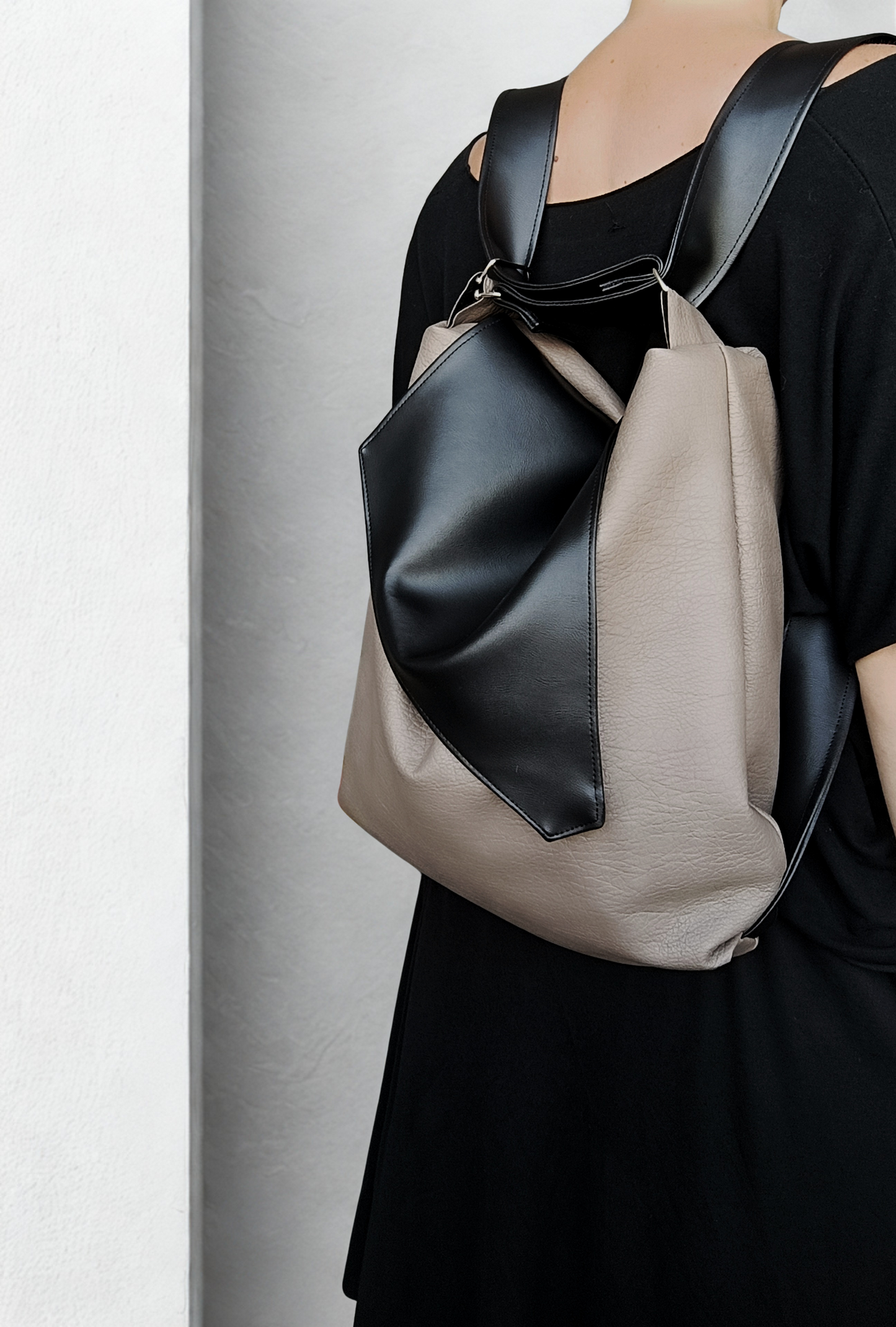 Borsa zaino donna in pelle sintetica