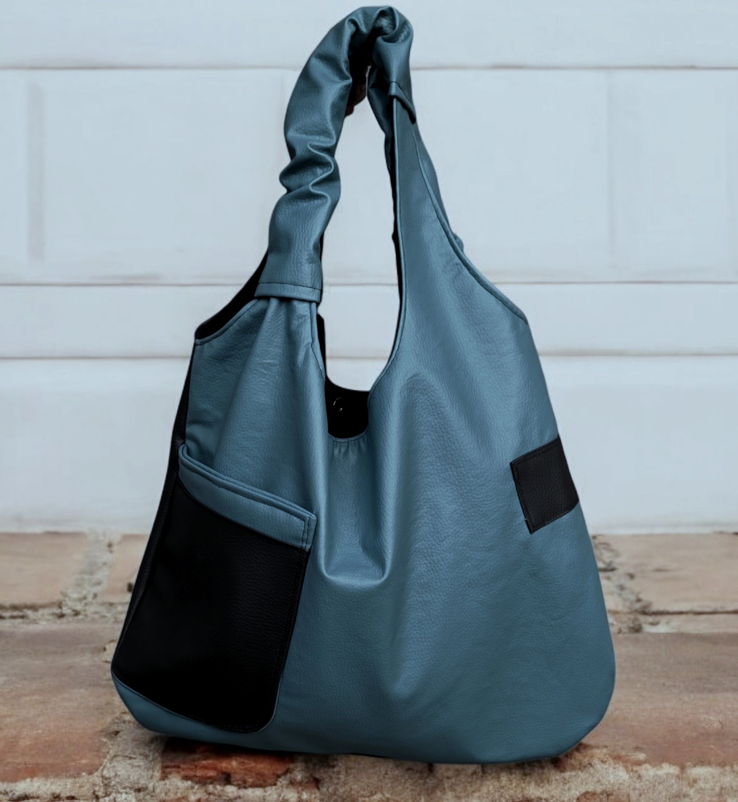 Daily bag in pelle sintetica
