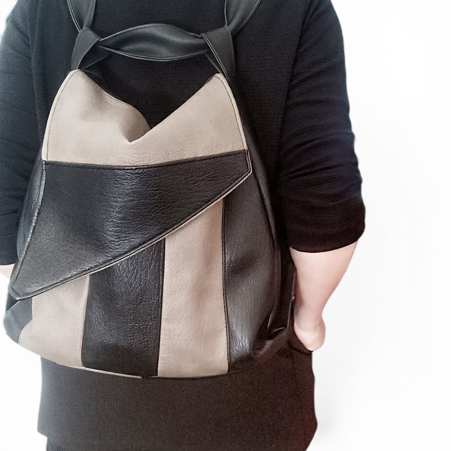 Borsa zaino in pelle sintetica