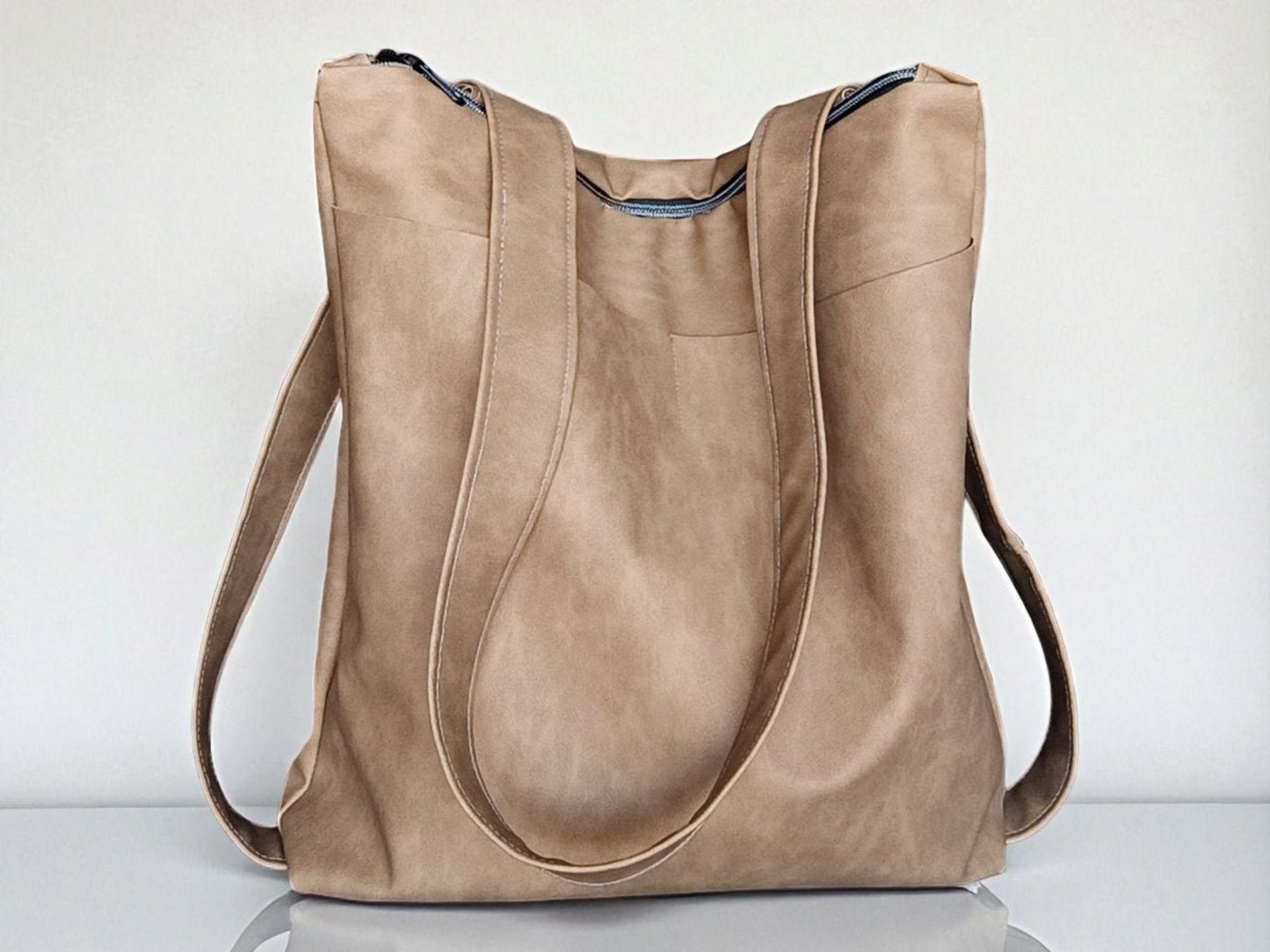 Crossbody bag in pelle sintetica