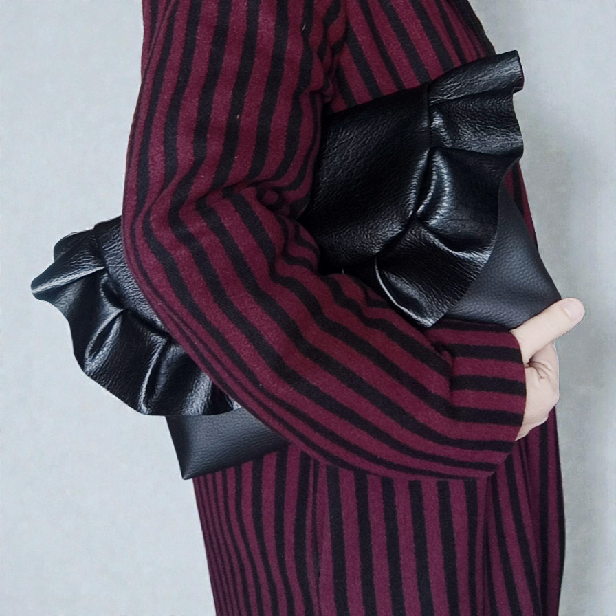 Pochette grande in pelle sintetica nera